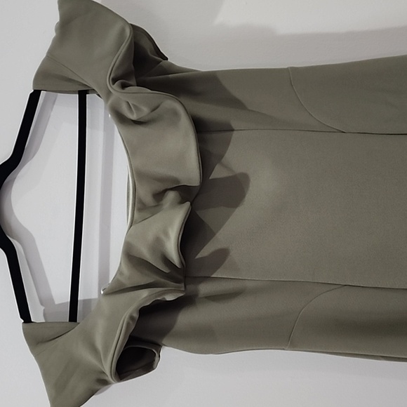 Elliat Dancehall Dress - Picture 5 of 13